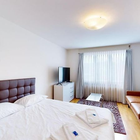 Very Spacious Studio In City Center - Parkview 4 Zurich Bagian luar foto